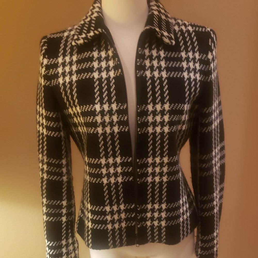 Jones New York Black and Cream Wool Jacket Size 6
